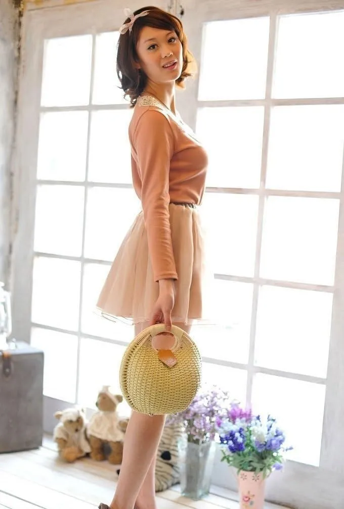 Lady's Stylish Shell Shape Straw Tote Handbag Rattan Beach Bag