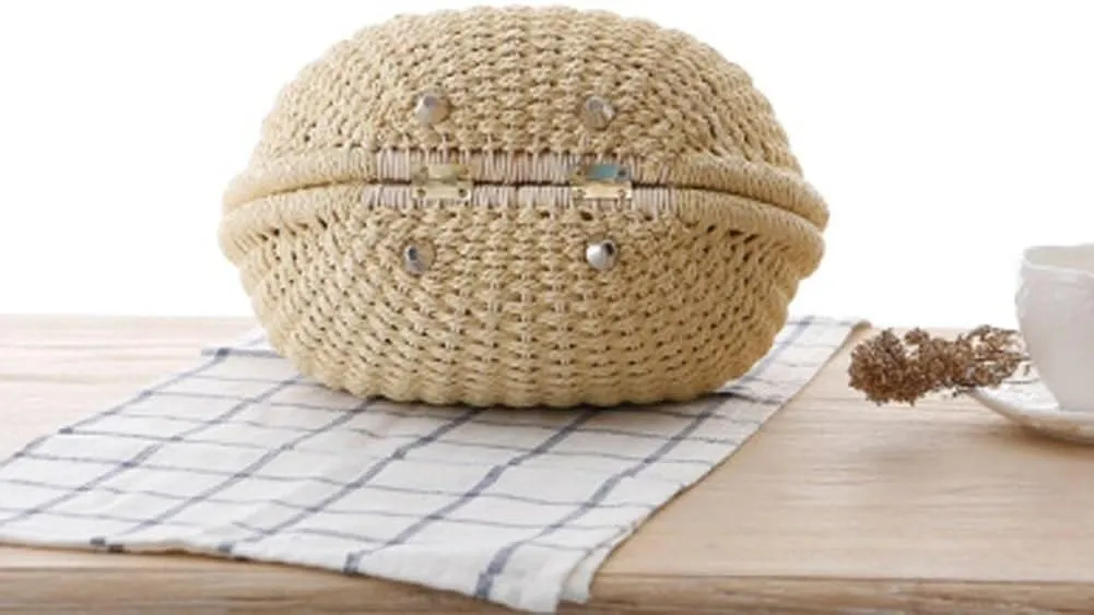 Lady's Stylish Shell Shape Straw Tote Handbag Rattan Beach Bag