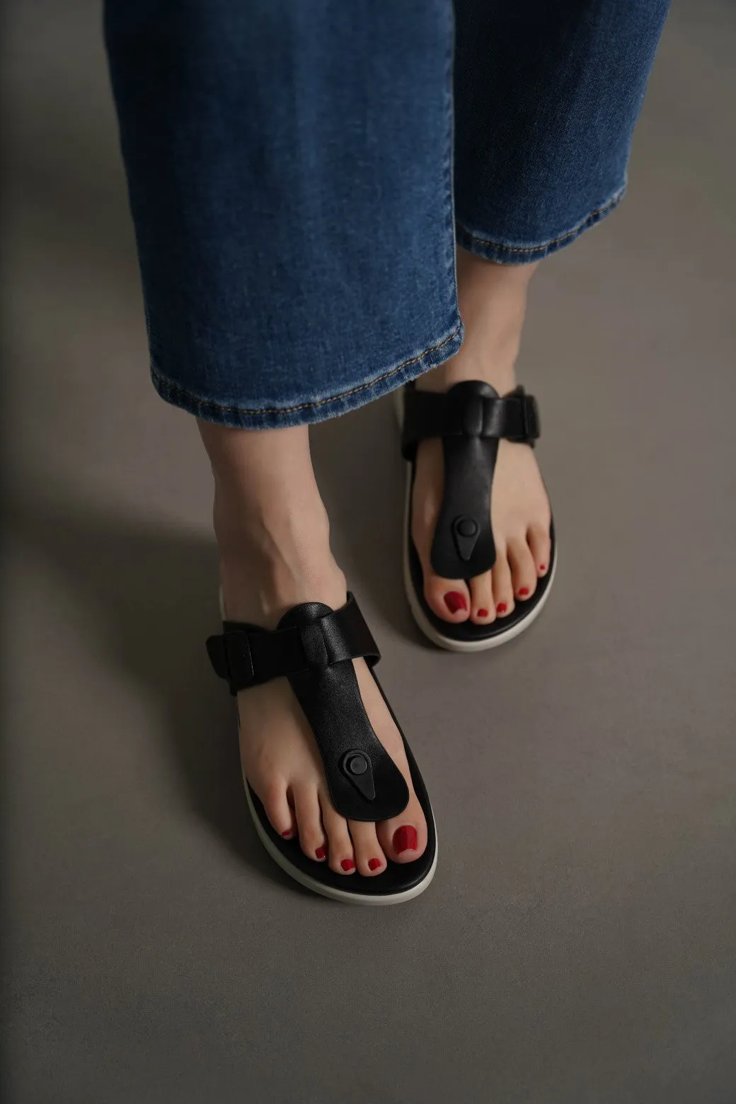 MAMA FLY FLOPS